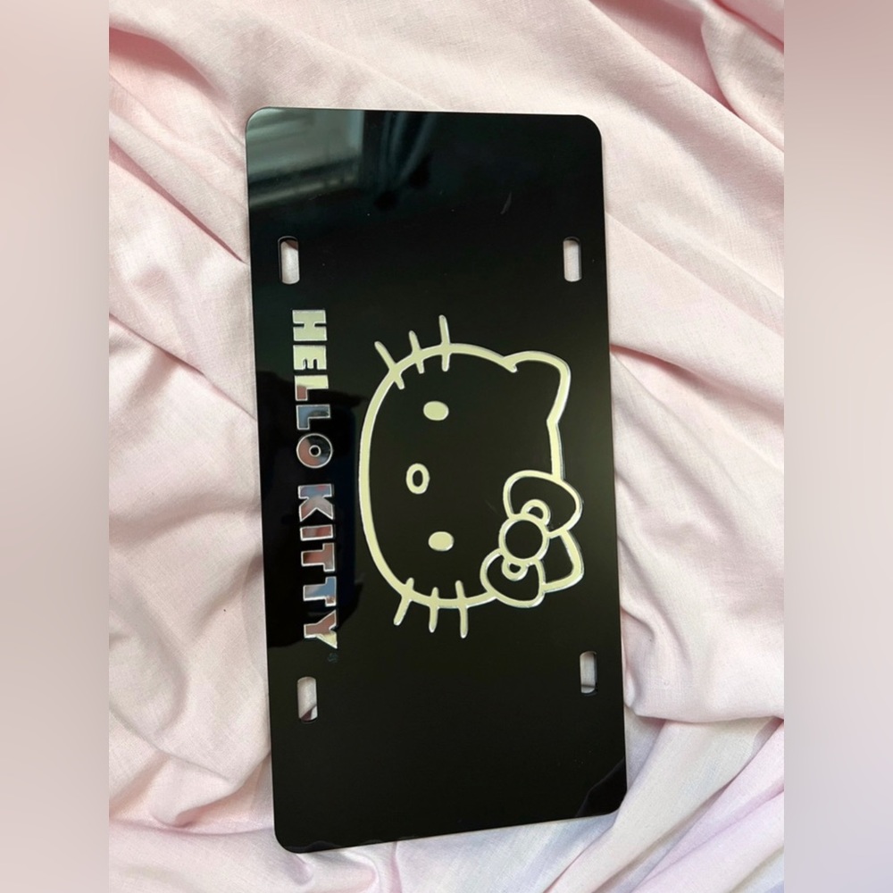 Hello Kitty license plate by Sanrio